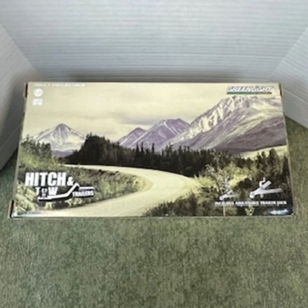 Greenlight Collectibles Hitch & Tow 1947 Tear Drop Trailer Kayak‎ Bicycle Set